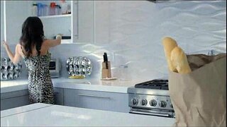 PureMature Martini, Ашкай Милфу Веронику Авлув