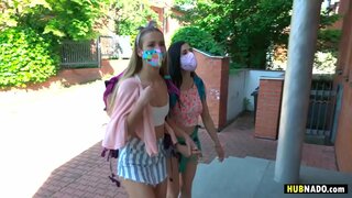 Billie, Alexis mao nga giiyot pinaagi ni Steve Q