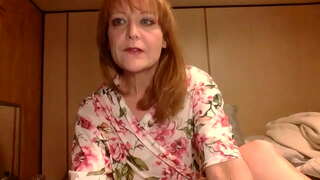 Майка Дейви Грей е люлка на лодка, а съпругът Рей Грей ближе